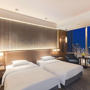 Twin Room Club Access